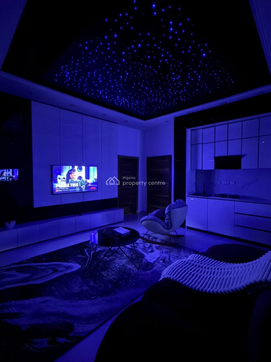 Luxe 2 Bedroom with Ps5 Console, Swimming Pool & Gym, Lekki Phase 1, Lekki, Lagos, Flat / Apartment Short Let