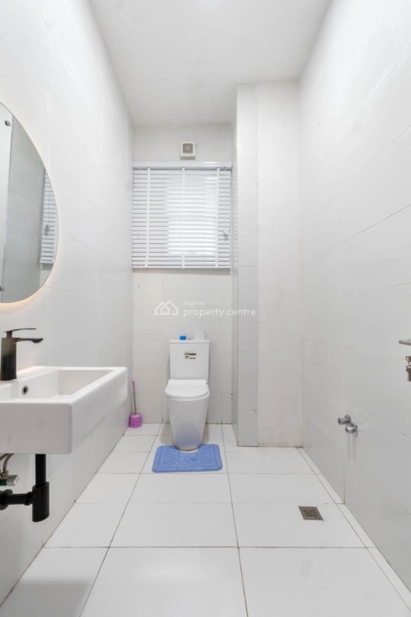 Cozy 1 Bedroom with Ps5 Console, Swimming Pool & Gym, Lekki Phase 1, Lekki, Lagos, Flat / Apartment Short Let