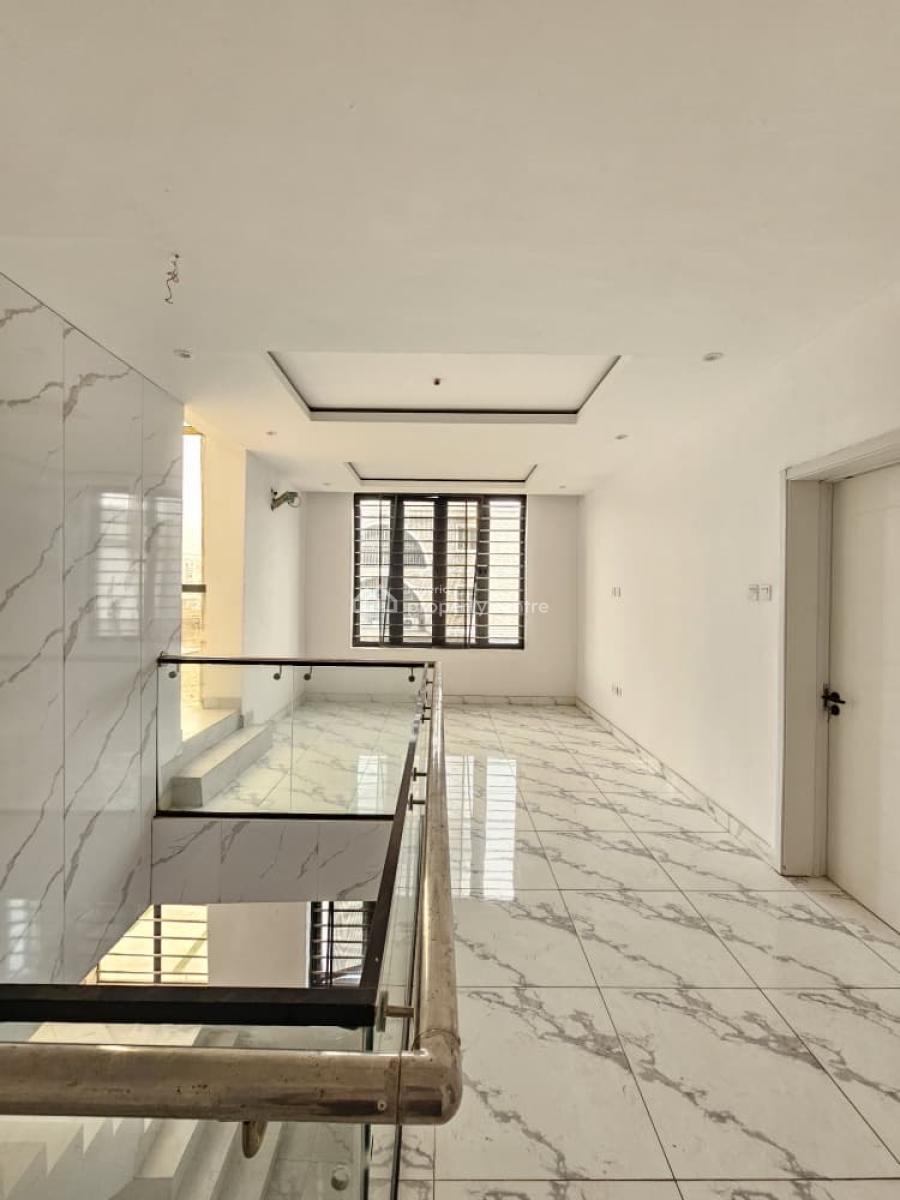 Spacious Vintage-chic Modern Style, Ologolo, Lekki, Lagos, Detached Duplex for Sale