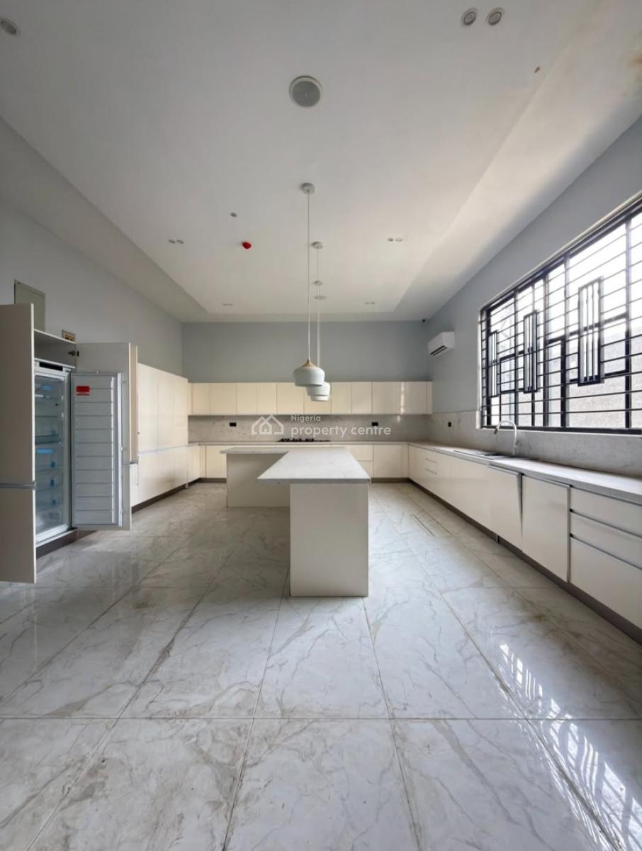 Tastefully Finished and Self-compound and Self-serviced 5 Bedroom Ensuite, Ikoyi, Lagos, House for Rent