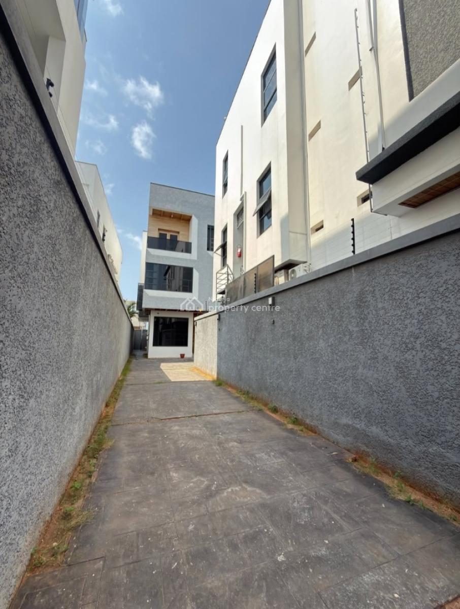 Tastefully Finished and Self-compound and Self-serviced 5 Bedroom Ensuite, Ikoyi, Lagos, House for Rent