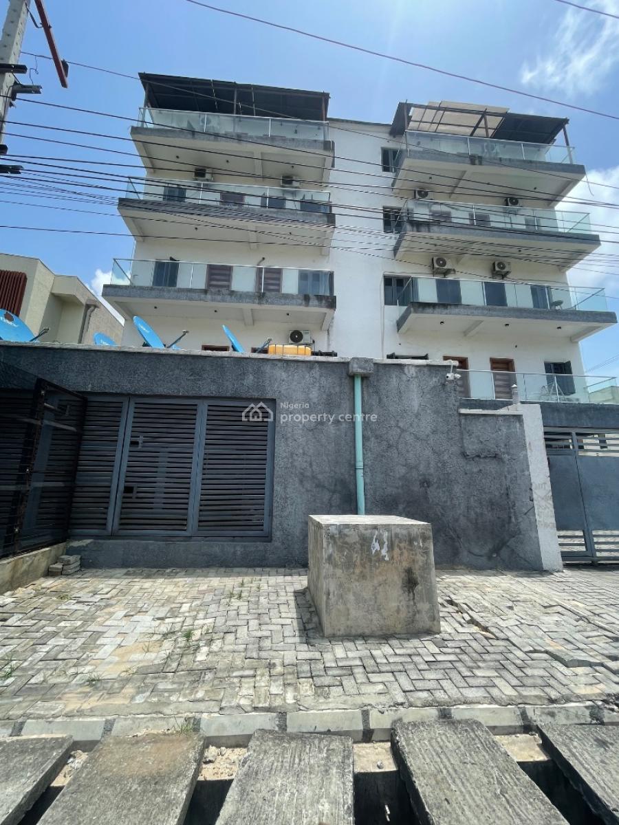 2 Bedroom with Bq  Furnished, Right Side Flood Free Zone, Lekki Phase 1, Lekki, Lagos, Flat / Apartment for Rent