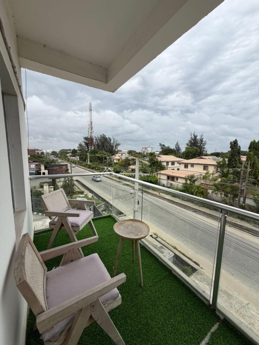 2 Bedroom with Bq  Furnished, Right Side Flood Free Zone, Lekki Phase 1, Lekki, Lagos, Flat / Apartment for Rent