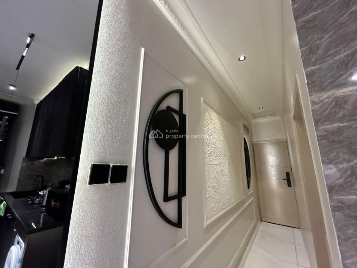 Newly Furnished 3 Bedroom Luxury Apartment 🥰 with 24hrs Light, Hand G, Lekki Phase 1, Lekki, Lagos, Flat / Apartment Short Let