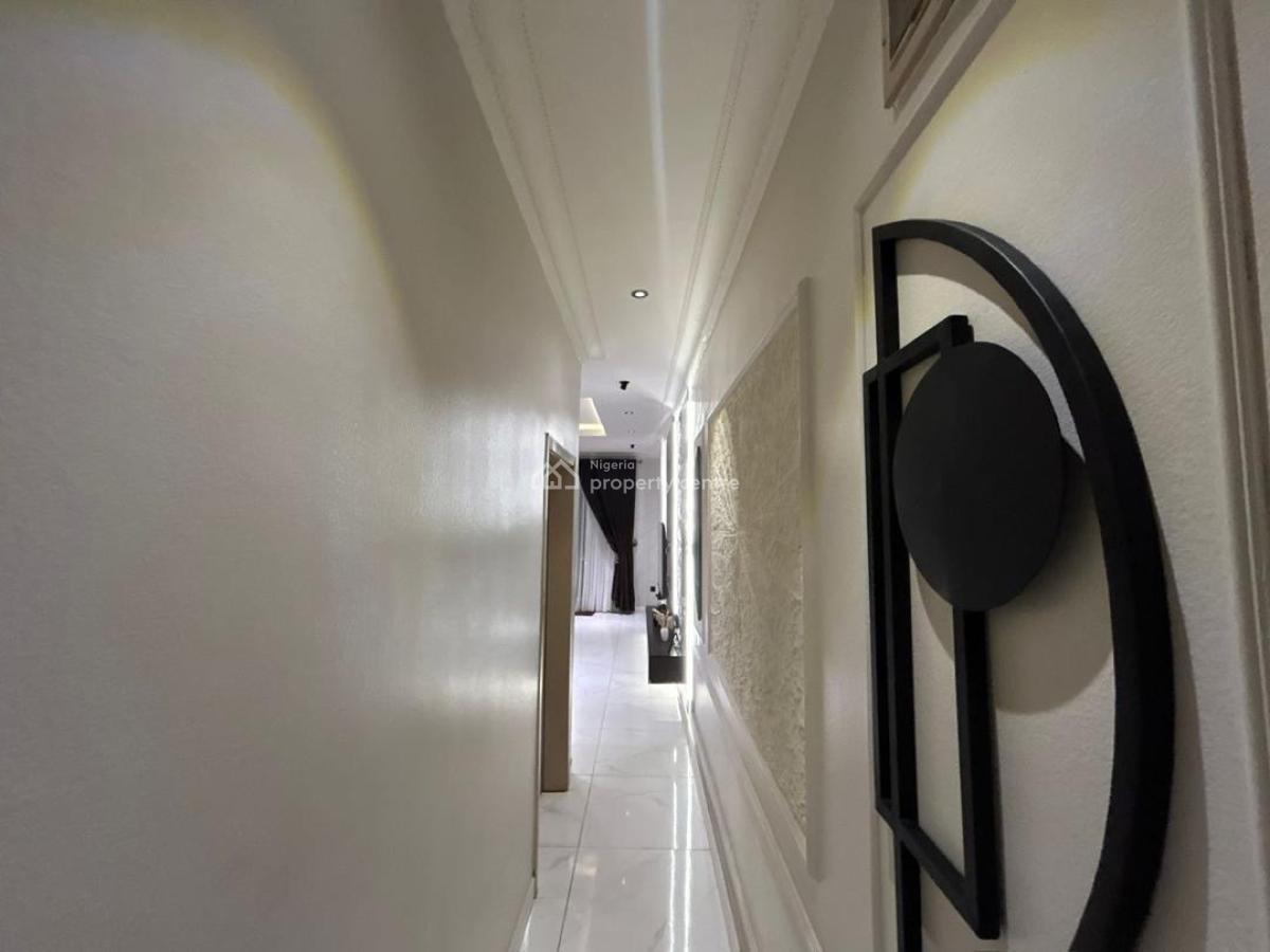 Newly Furnished 3 Bedroom Luxury Apartment 🥰 with 24hrs Light, Hand G, Lekki Phase 1, Lekki, Lagos, Flat / Apartment Short Let