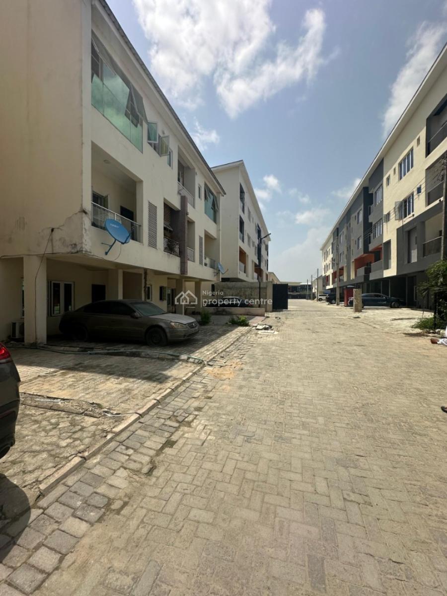 Newly Built 2 Bedroom Apartment (carcass), Ikate, Lekki Phase 2, Lekki, Lagos, Flat / Apartment for Sale