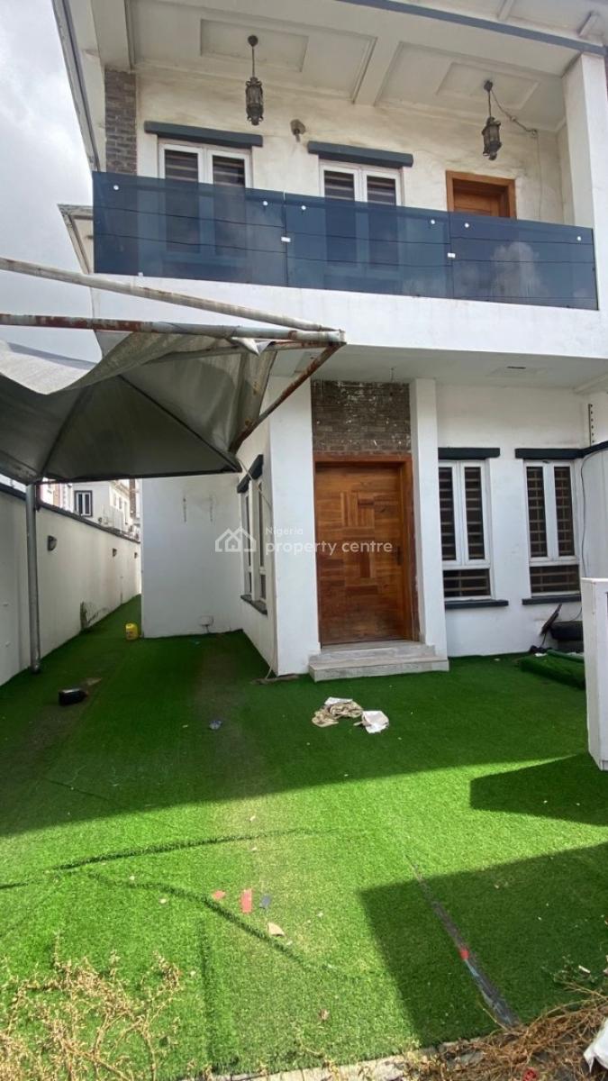 4 Bedrooms Semi-detached Duplex with a Room Bq, Osapa, Lekki, Lagos, Semi-detached Duplex for Rent