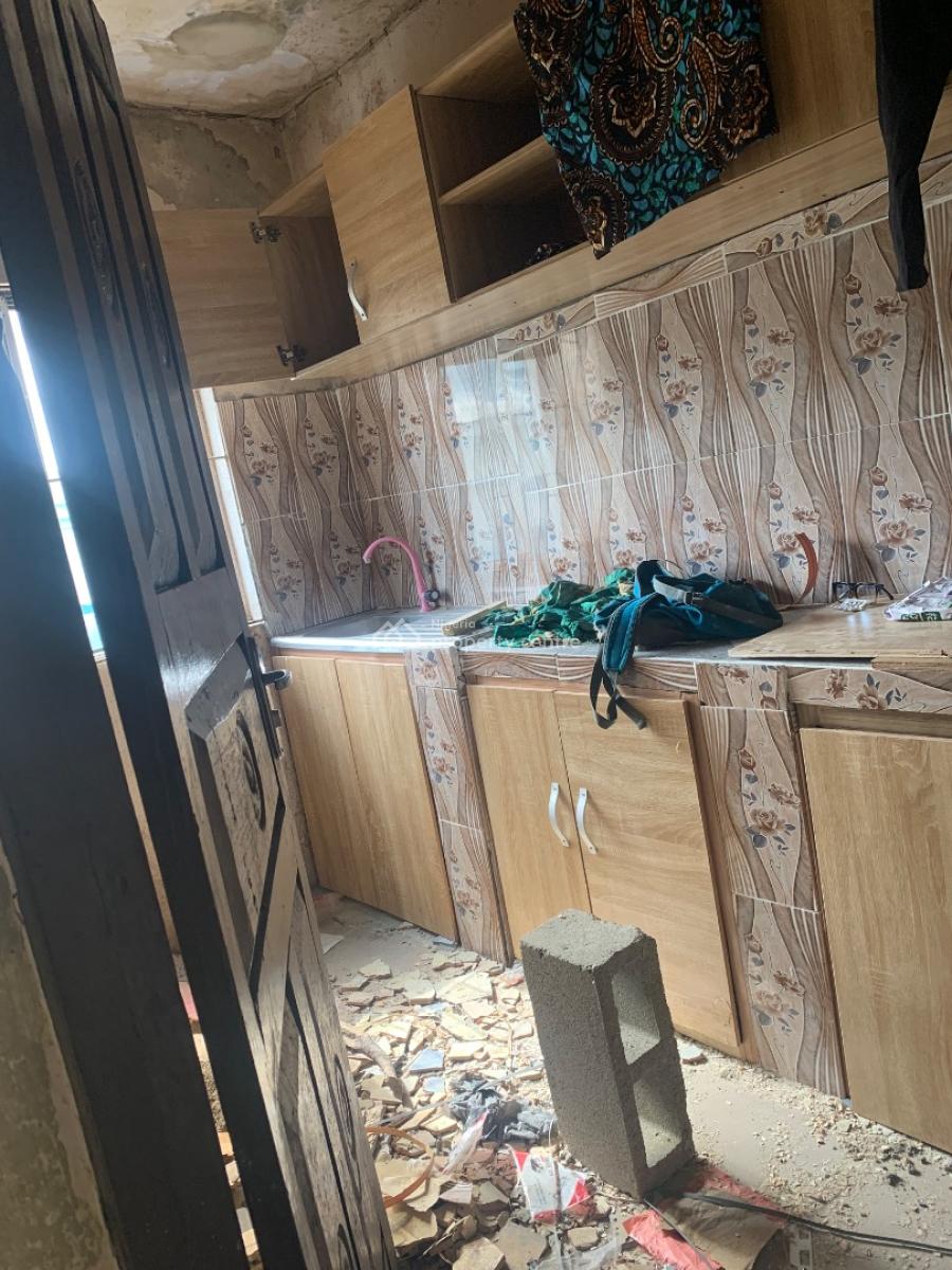 Lovely 3 Bedroom Flat, Off Demuri Street, Ketu, Lagos, Flat / Apartment for Rent