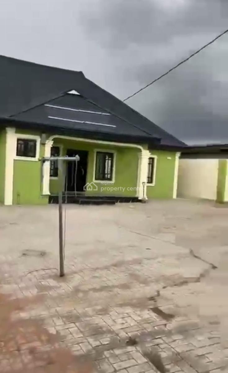 Vacant 3 Bedroom Bungalow Apartment, Sango Ota, Ogun, Detached Bungalow for Sale