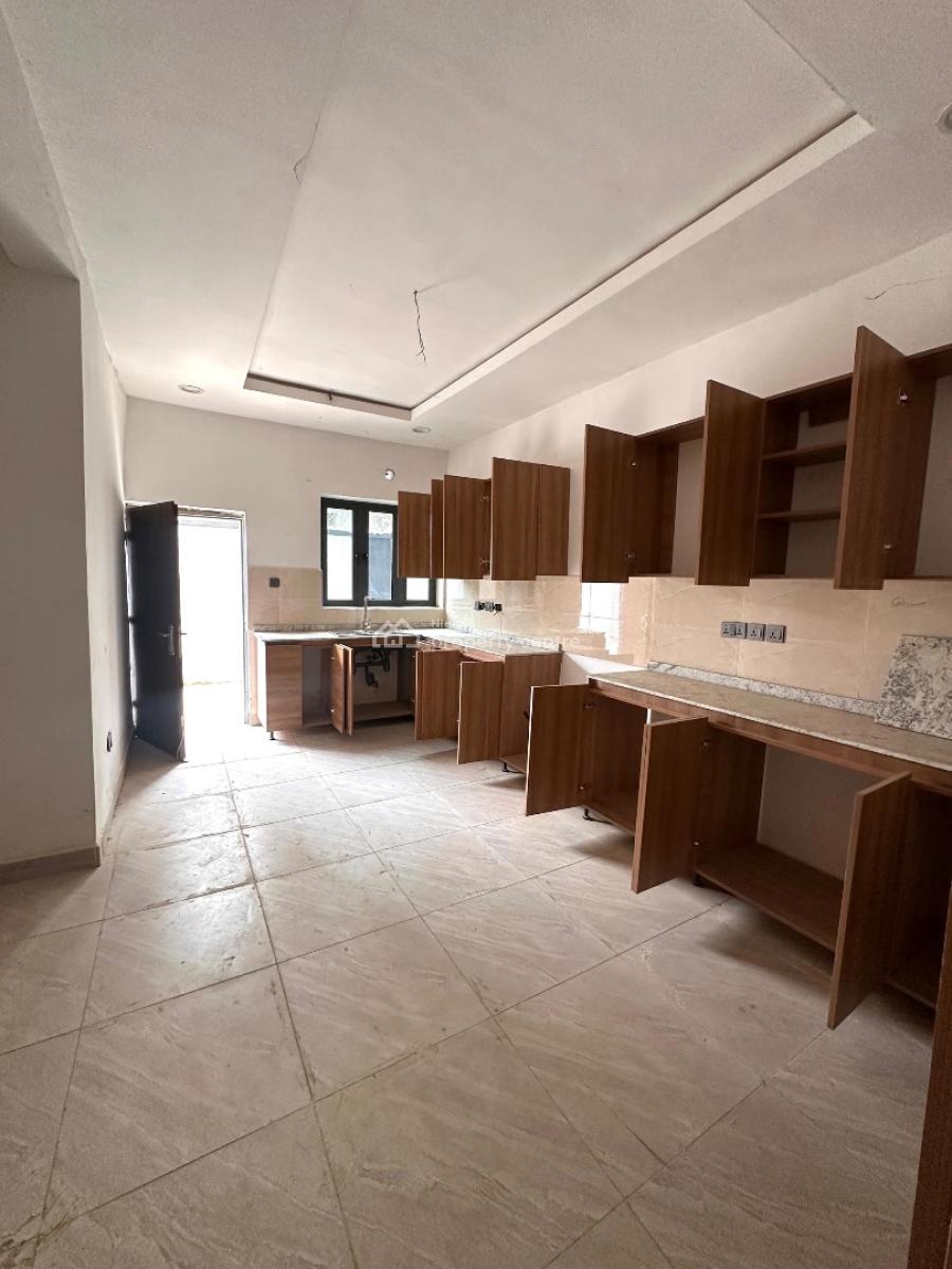 Standard 5 Bedroom Terraced Duplex Plus a Bq, Jahi, Abuja, Terraced Duplex for Sale