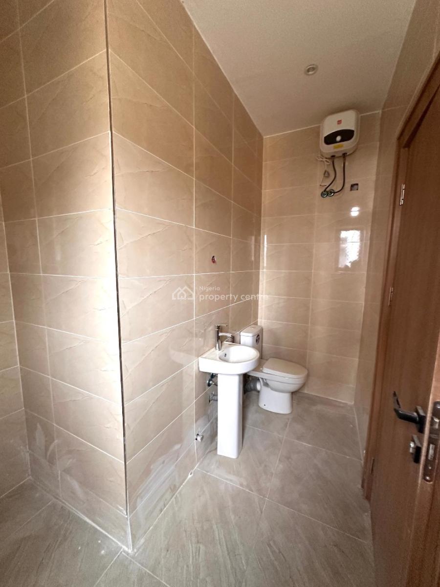 Standard 5 Bedroom Terraced Duplex Plus a Bq, Jahi, Abuja, Terraced Duplex for Sale