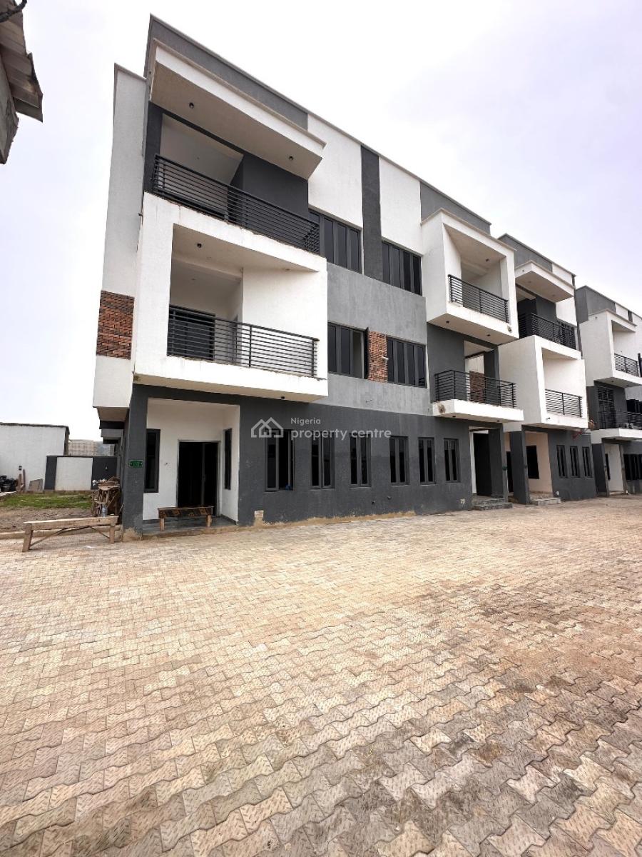 Standard 5 Bedroom Terraced Duplex Plus a Bq, Jahi, Abuja, Terraced Duplex for Sale