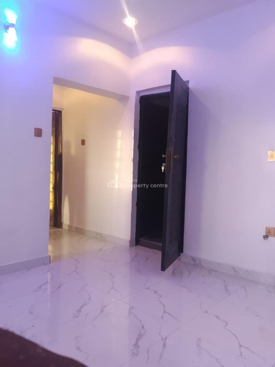 Newly Built Spacious Standard One Bedroom Apartment, Itire, Surulere, Lagos, Mini Flat (room and Parlour) for Rent