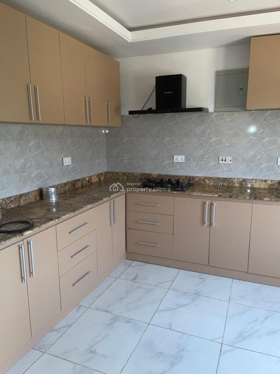 a 3 Bedroom Maisonette, Lekki Phase 1, Lekki, Lagos, Semi-detached Duplex for Rent