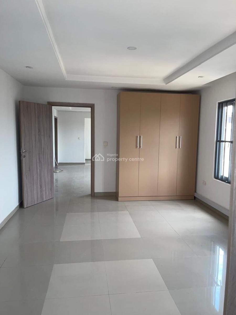a 3 Bedroom Maisonette, Lekki Phase 1, Lekki, Lagos, Semi-detached Duplex for Rent