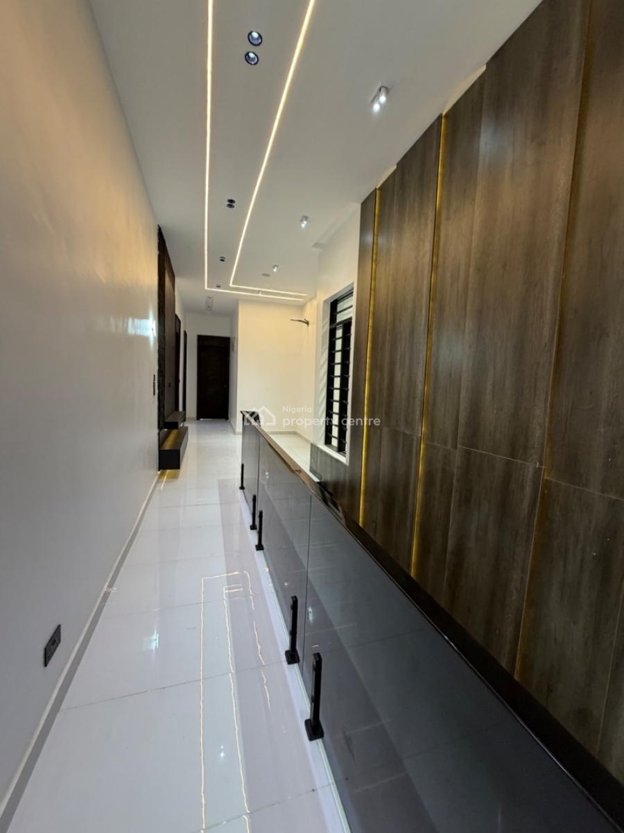 Spacious 5 Bedroom Fully Detached House with Bq, Chevron, Lekki, Lagos, Detached Duplex for Sale