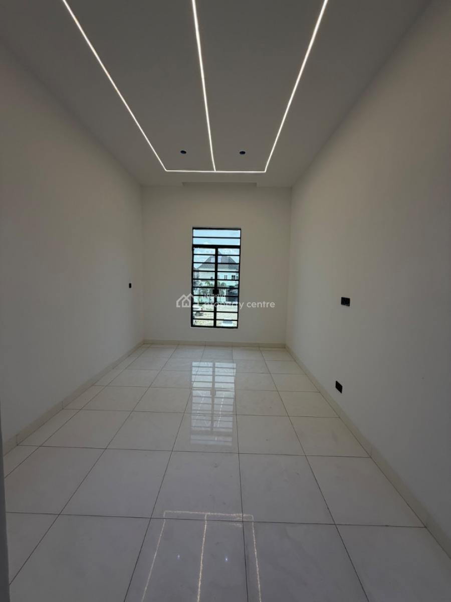 Spacious 5 Bedroom Fully Detached House with Bq, Chevron, Lekki, Lagos, Detached Duplex for Sale