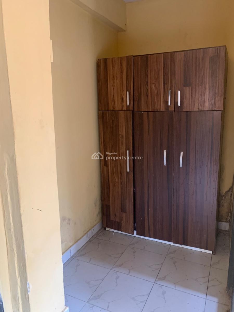 Lovely 3 Bedroom Flat, Ologolo, Lekki, Lagos, Flat / Apartment for Rent