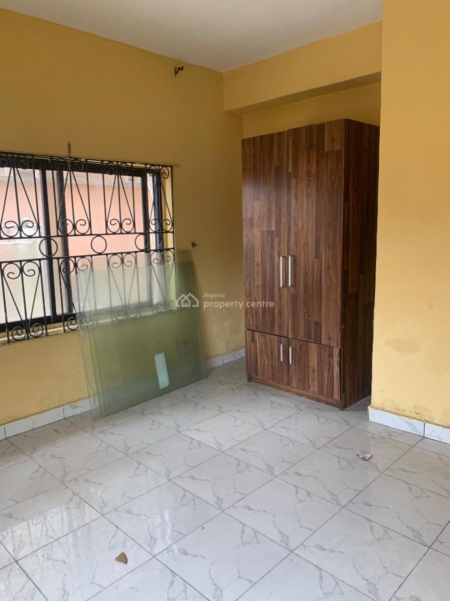 Lovely 3 Bedroom Flat, Ologolo, Lekki, Lagos, Flat / Apartment for Rent
