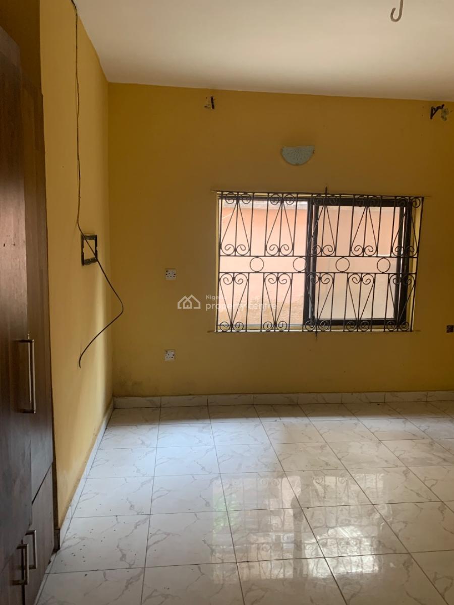 Lovely 3 Bedroom Flat, Ologolo, Lekki, Lagos, Flat / Apartment for Rent