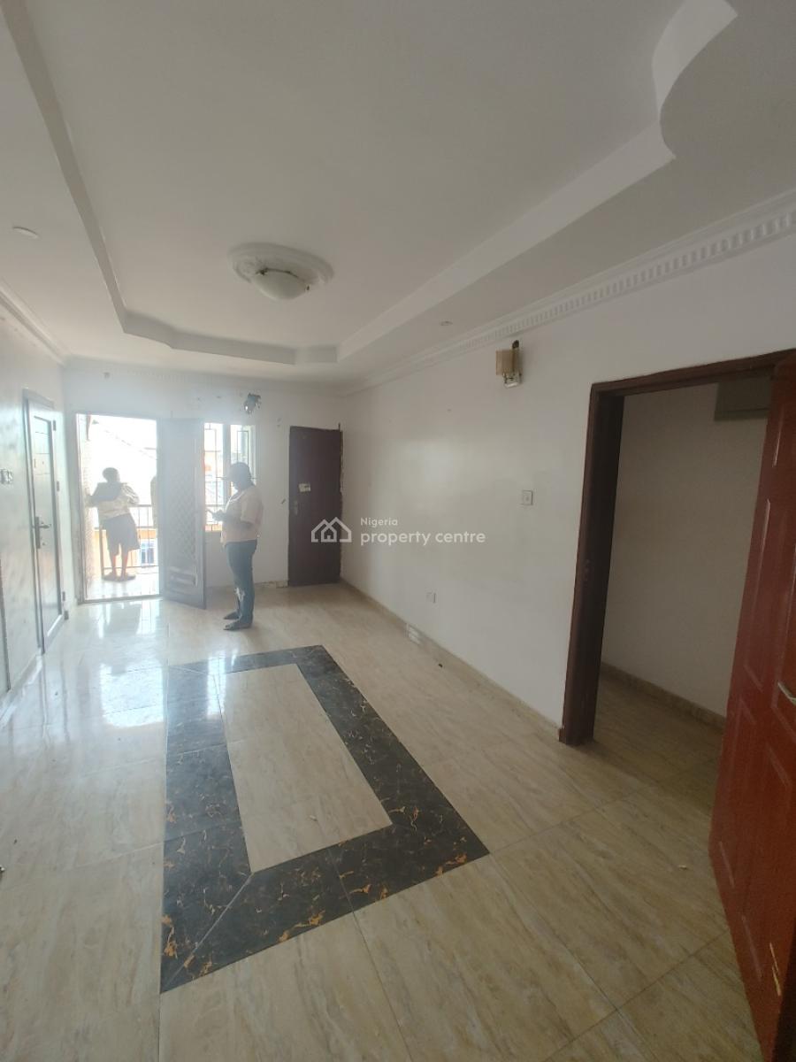 2 Bedroom Flat Apartment Upstairs in an Estate, Sangotedo, Sangotedo, Ajah, Lagos, Flat / Apartment for Rent