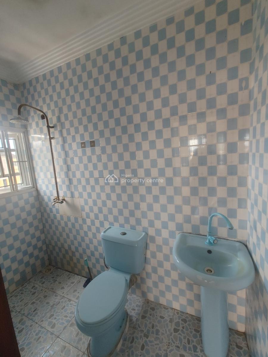 2 Bedroom Flat Apartment Upstairs in an Estate, Sangotedo, Sangotedo, Ajah, Lagos, Flat / Apartment for Rent