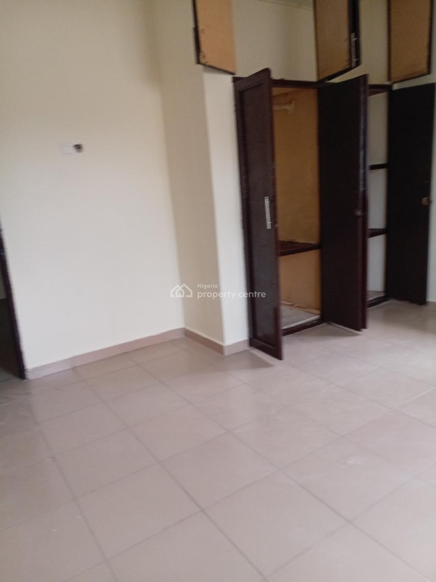 a Luxury 3 Bedroom Flat. Upstairs, Unity Estate, Badore, Ajah, Lagos, Flat / Apartment for Rent