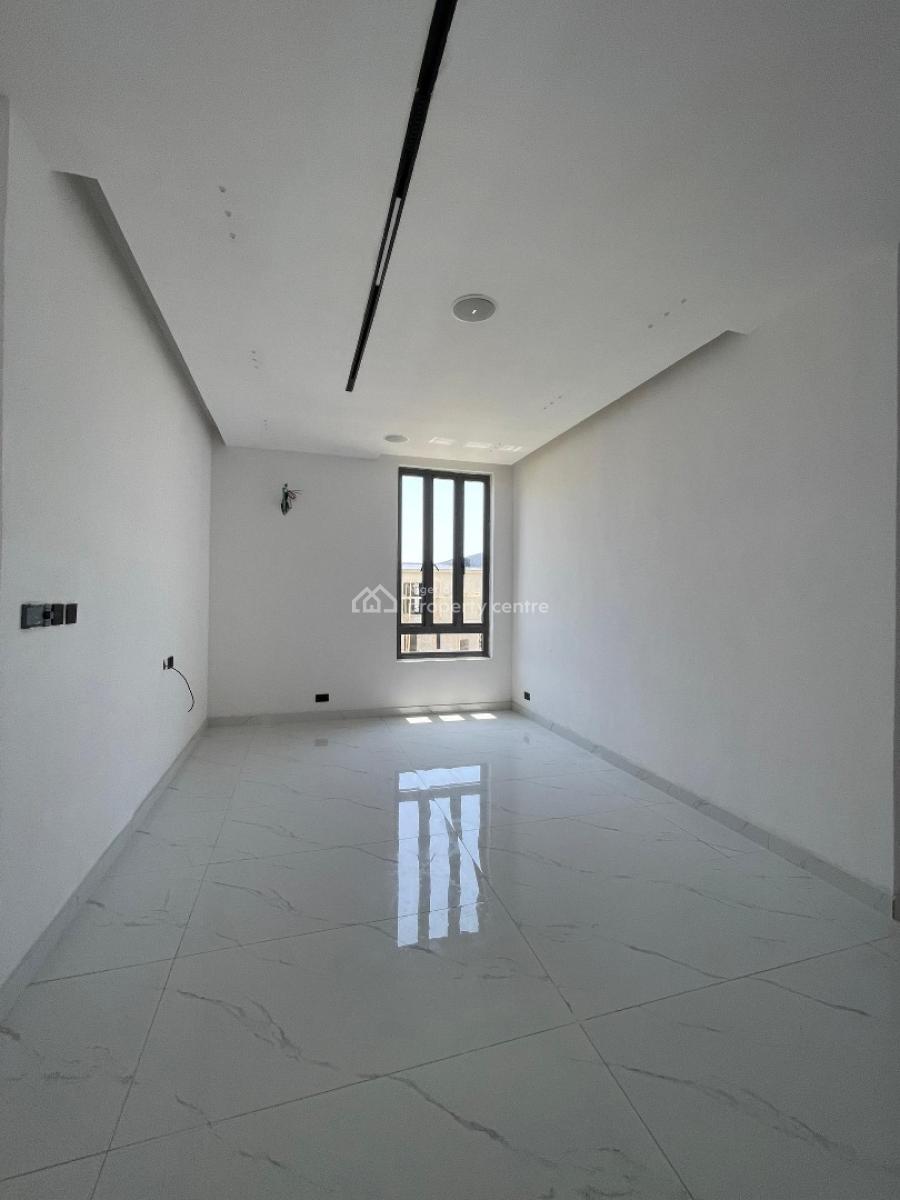 5 Bedroom Fully Detached Duplex with Cinema and Swimming Pool, Lekky County, Lekki, Lagos, Detached Duplex for Sale