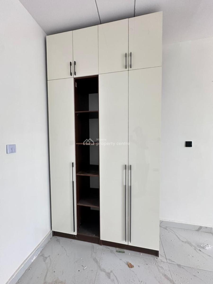 Very Spacious 2 Bedroom Apartment with Gym and Elevator, Ikate, Lekki, Lagos, House for Sale