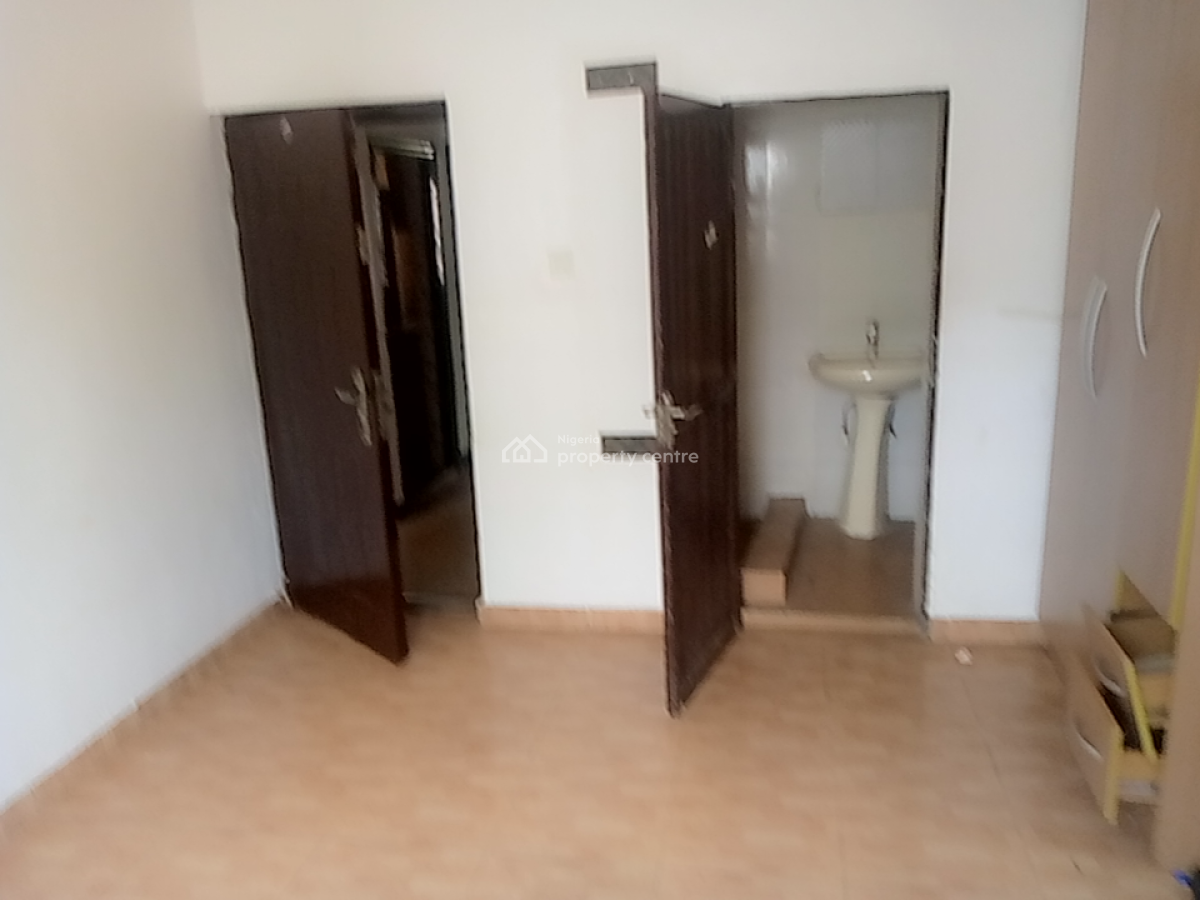 a Neatly and Massively Built 2 Bedroom Flat, Osapa, Lekki, Lagos, Flat / Apartment for Rent