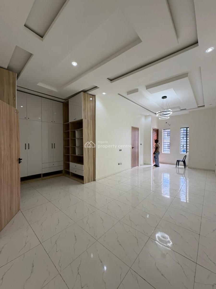 Well Maintained 4 Bedroom Terrace, Ikota, Lekki, Lagos, Terraced Duplex for Rent