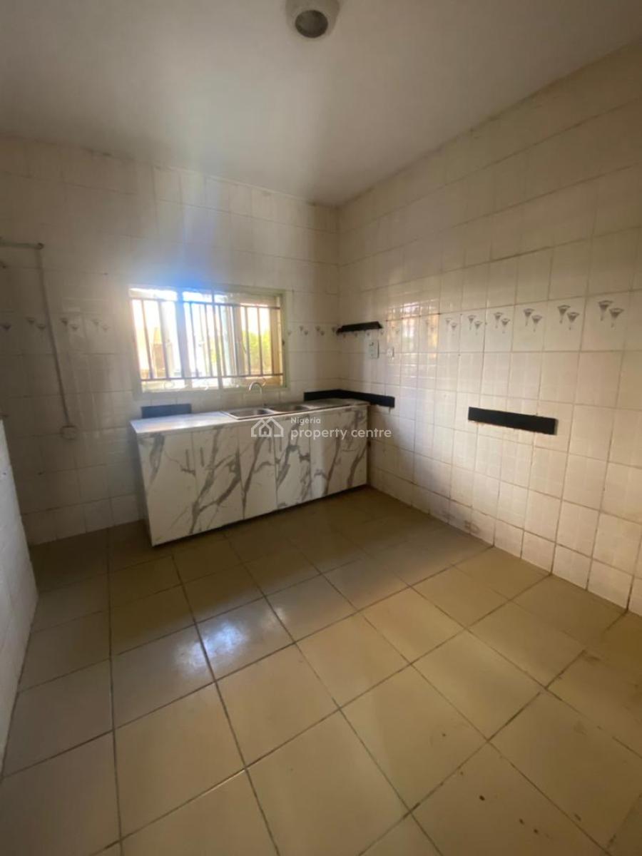 Exquisite 3 Bedroom Apartment, Ilasan, Lekki, Lagos, Flat / Apartment for Rent