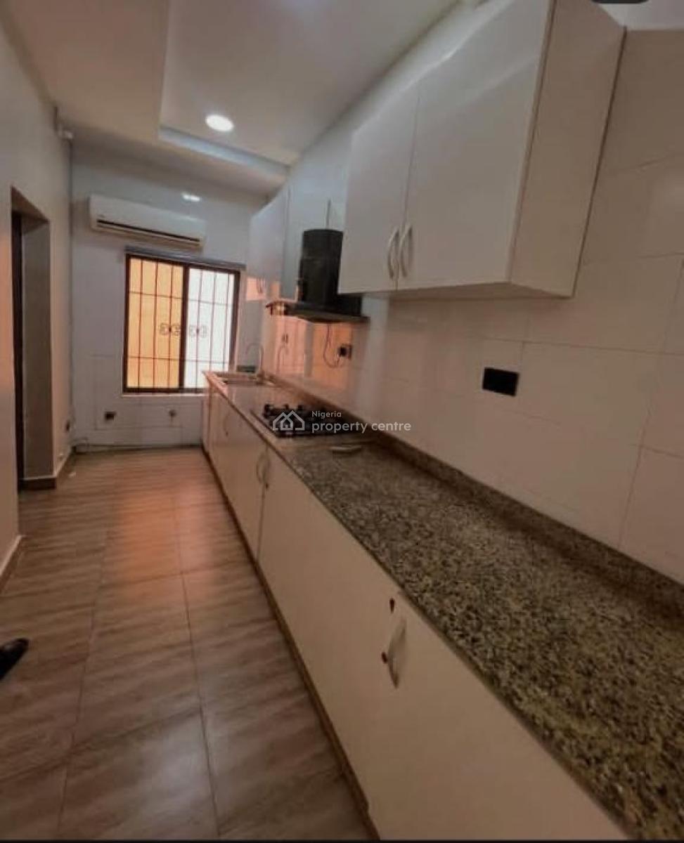 Luxurious 2 Bedroom Apartment, Off Freedom Way, Lekki, Lagos, Flat / Apartment for Rent