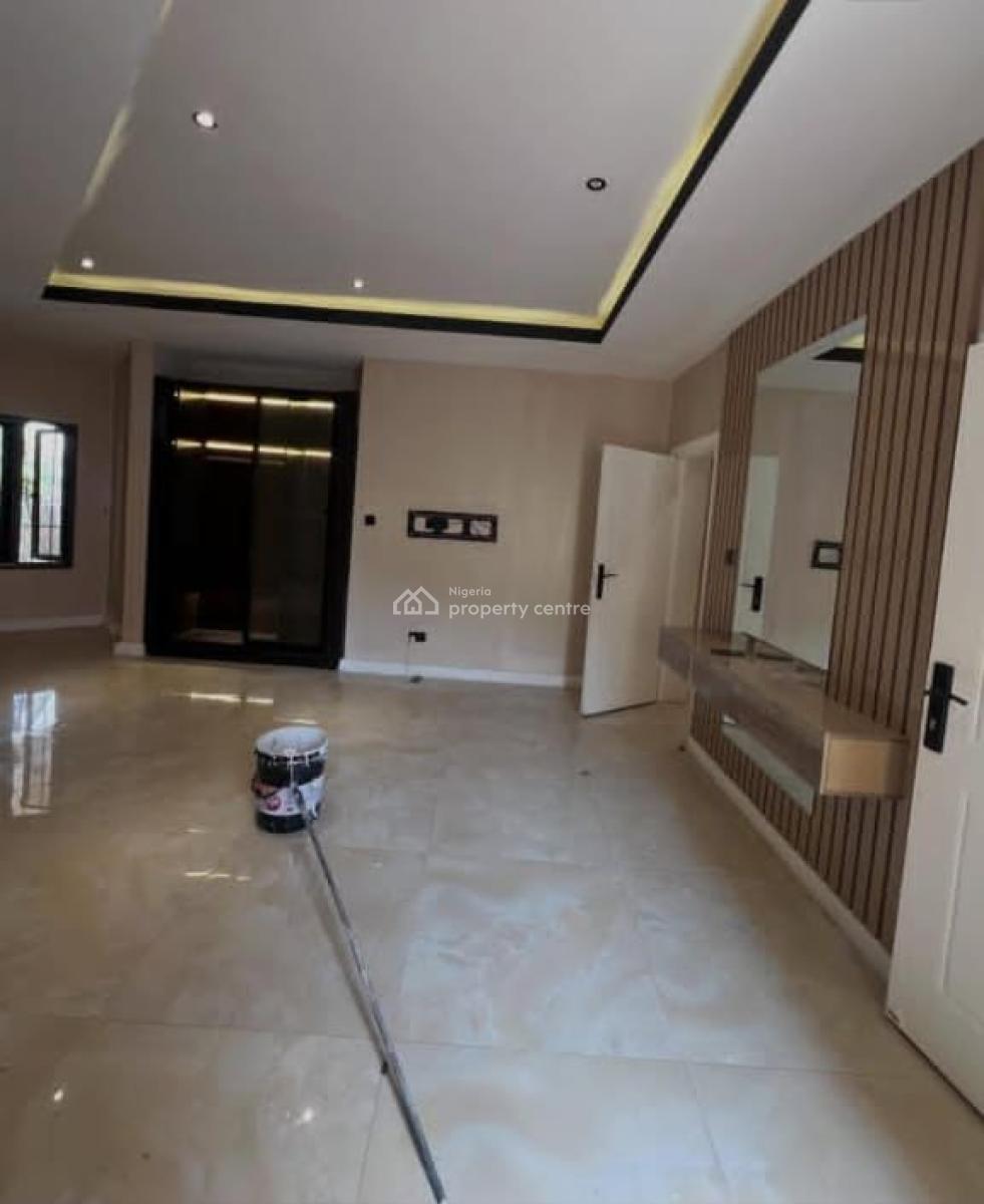 Luxurious 2 Bedroom Apartment, Off Freedom Way, Lekki, Lagos, Flat / Apartment for Rent