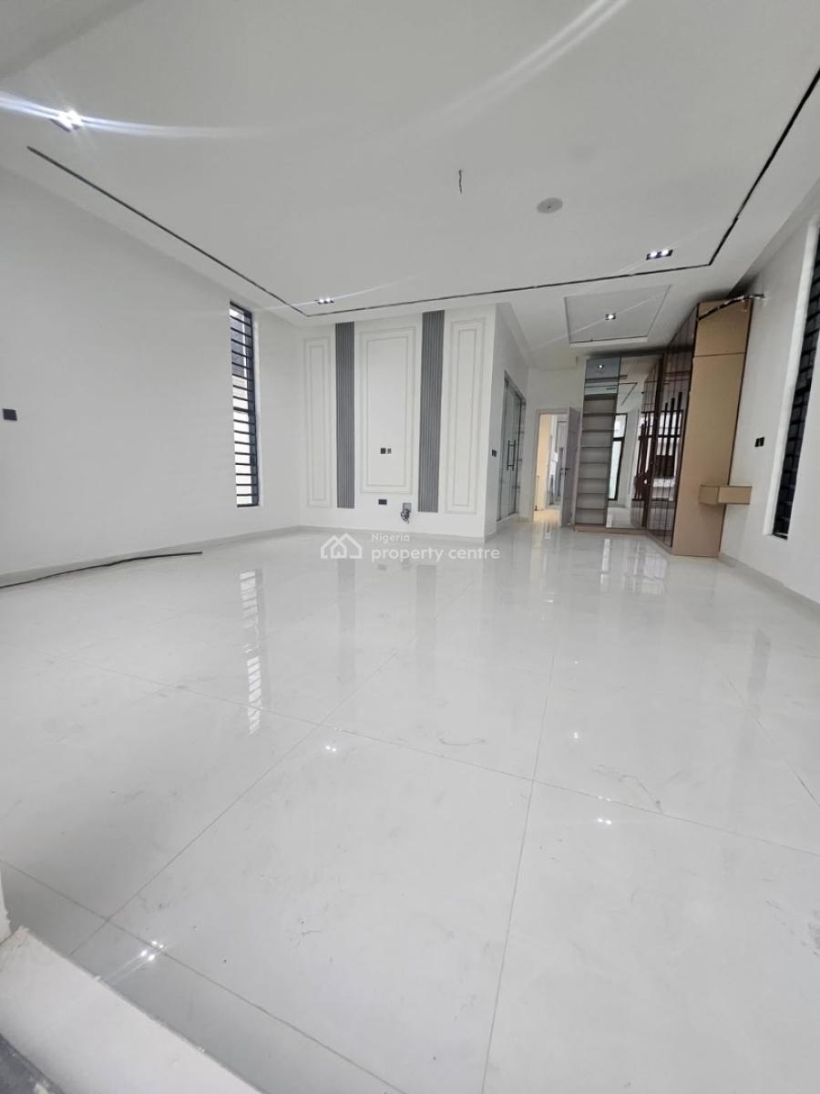 Luxury 5 Bedroom Duplex with Bq, The Property Located Within Chevron Inside an Estate, Lekki, Lagos, Detached Duplex for Sale