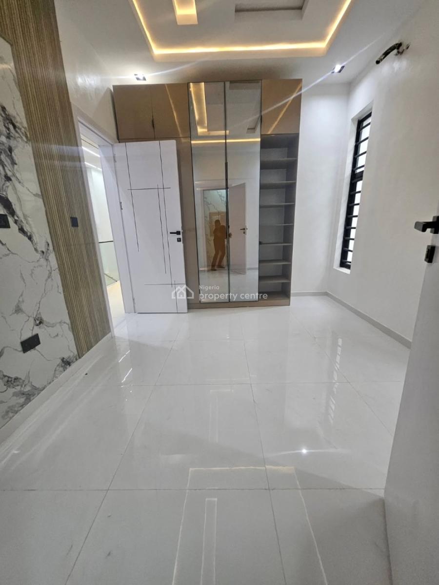 Luxury 5 Bedroom Duplex with Bq, The Property Located Within Chevron Inside an Estate, Lekki, Lagos, Detached Duplex for Sale