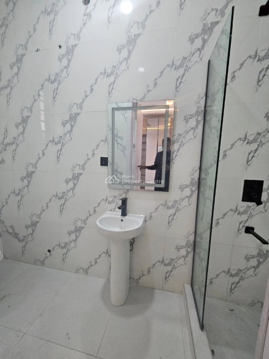 Luxury 5 Bedroom Duplex with Bq, The Property Located Within Chevron Inside an Estate, Lekki, Lagos, Detached Duplex for Sale