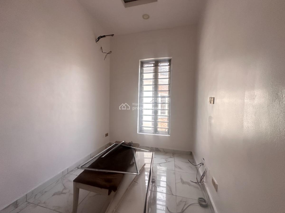 4 Bedroom Semi-detached Duplex Available, Lekki Phase 2, Lekki, Lagos, Semi-detached Duplex for Rent
