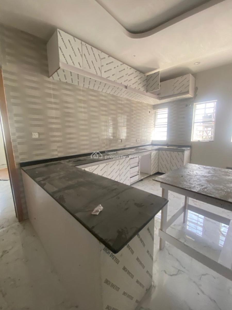 Excellent  2 Bedroom (with Miniflat), Ologolo, Lekki, Lagos, Flat / Apartment for Rent