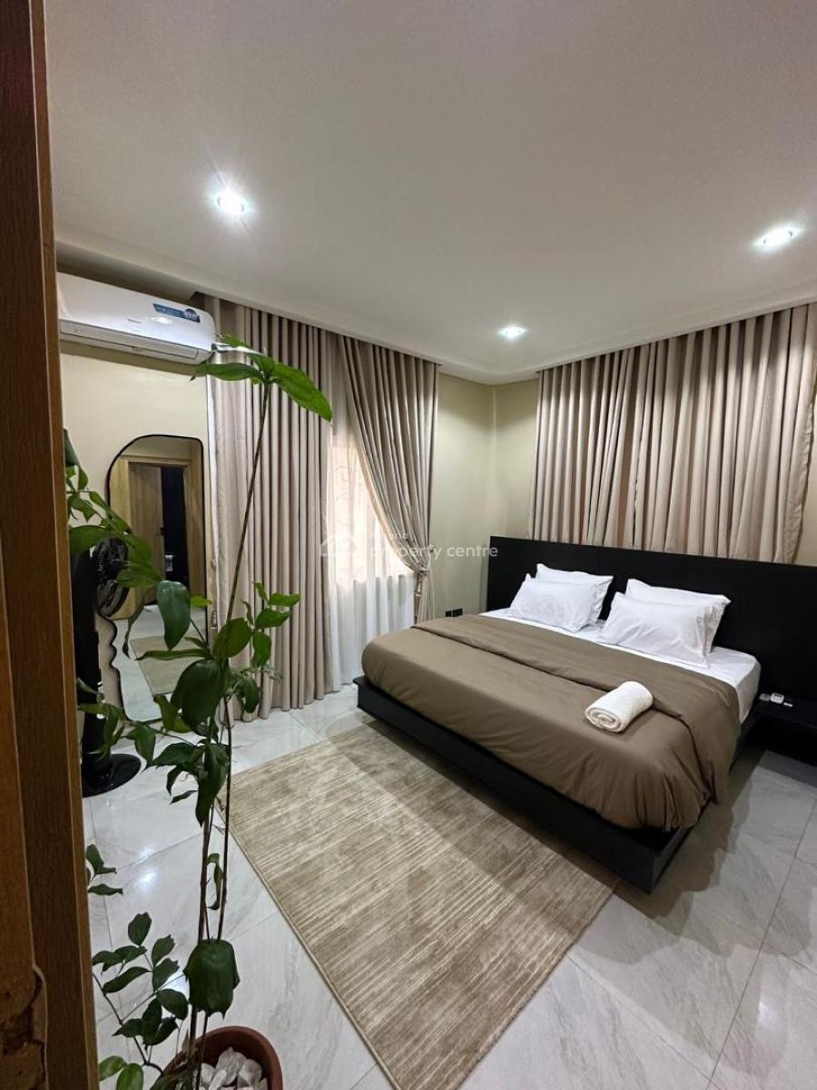 Luxury 1 Bedroom Apartment, Off Adetokunbo, Wuse 2, Abuja, Flat / Apartment Short Let