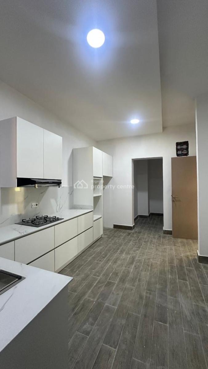 3 Bedroom Apartment, Lekki Phase 1, Lekki, Lagos, Flat / Apartment for Rent