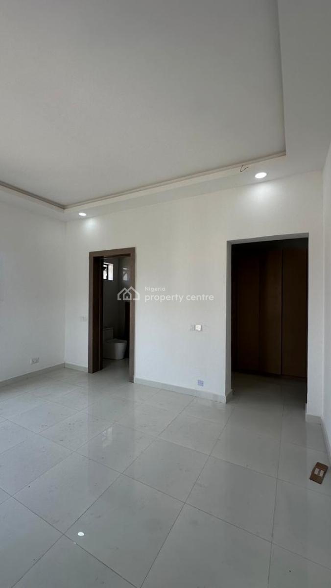3 Bedroom Apartment, Lekki Phase 1, Lekki, Lagos, Flat / Apartment for Rent