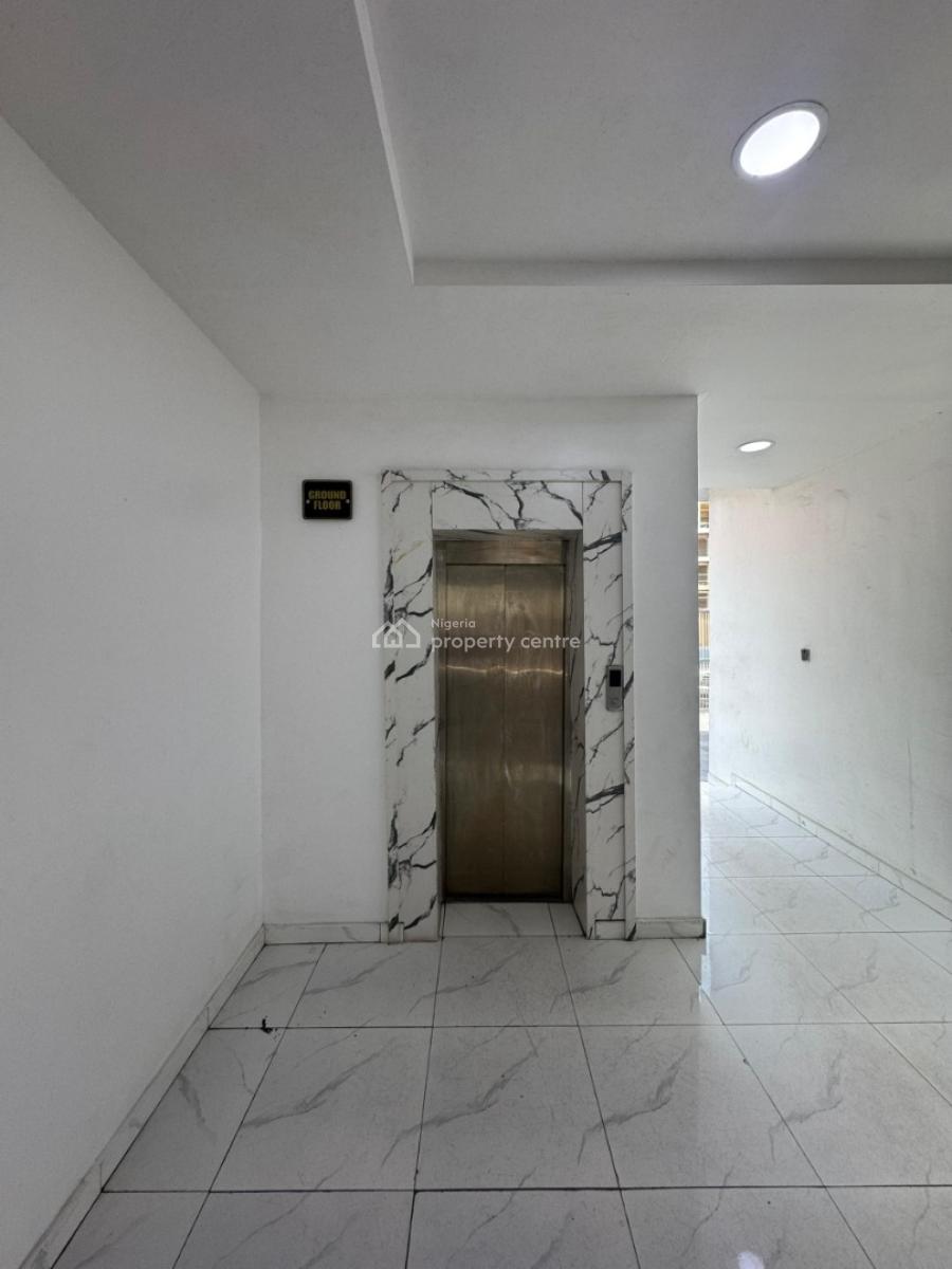 Well Maintained 2  Bedroom Apartment, Ikate, Lekki, Lagos, Flat / Apartment for Rent