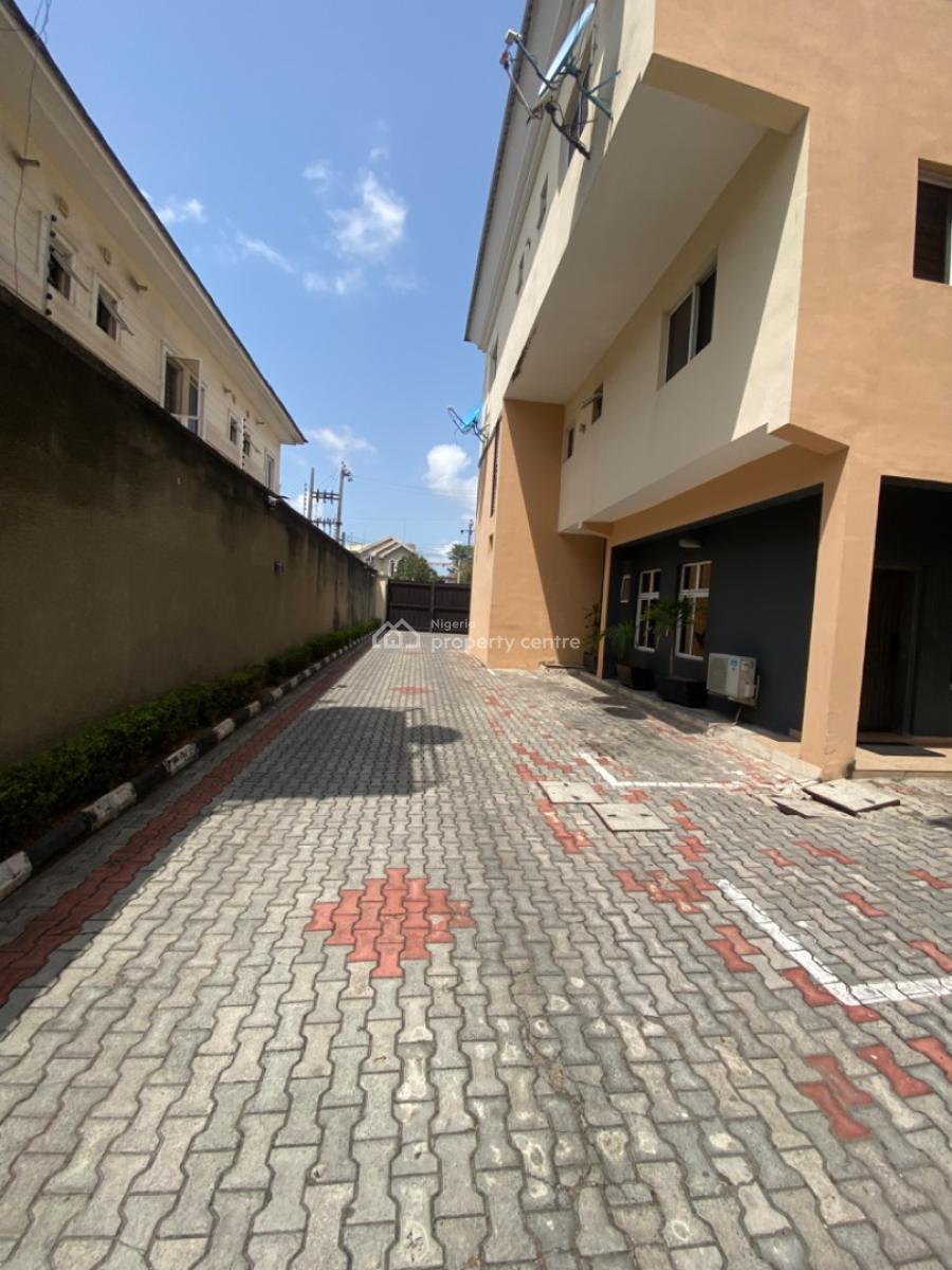 Fully Serviced Mini Flat, Lekki Phase 1, Lekki, Lagos, Mini Flat (room and Parlour) for Rent