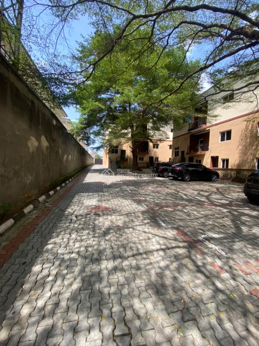 Fully Serviced Mini Flat, Lekki Phase 1, Lekki, Lagos, Mini Flat (room and Parlour) for Rent