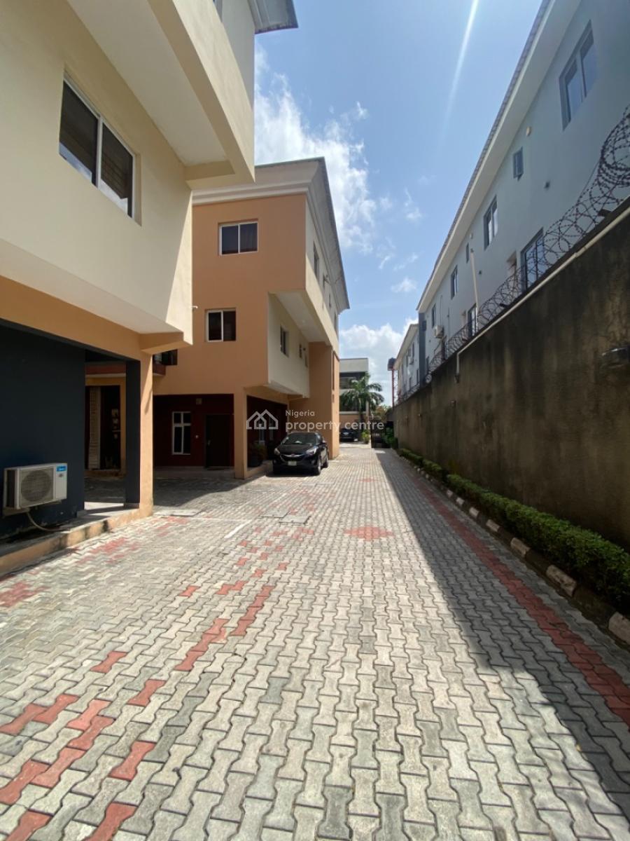 Fully Serviced Mini Flat, Lekki Phase 1, Lekki, Lagos, Mini Flat (room and Parlour) for Rent