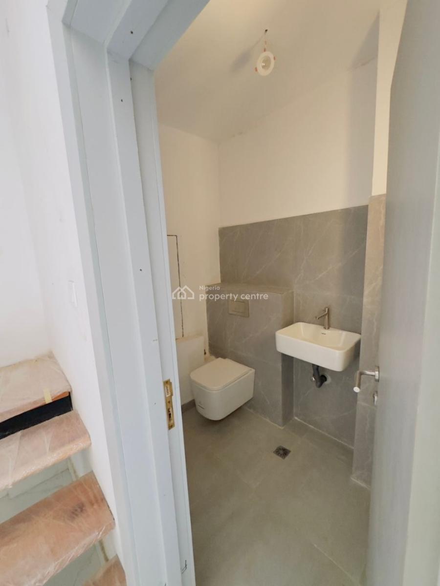 Luxury 2-bedroom Maisonette in a Prime Location, Freedom Way, Lekki Phase 1, Lekki, Lagos, House for Rent