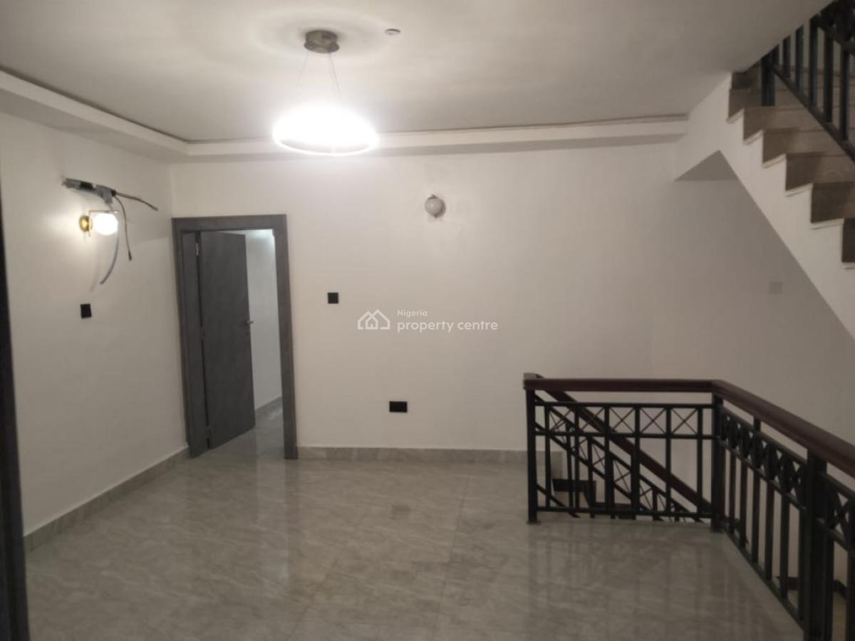 Lovely 3 Bedroom Terrace Duplex with Servant Quarters, Off Amino Kano, Wuse 2, Abuja, Terraced Duplex for Rent