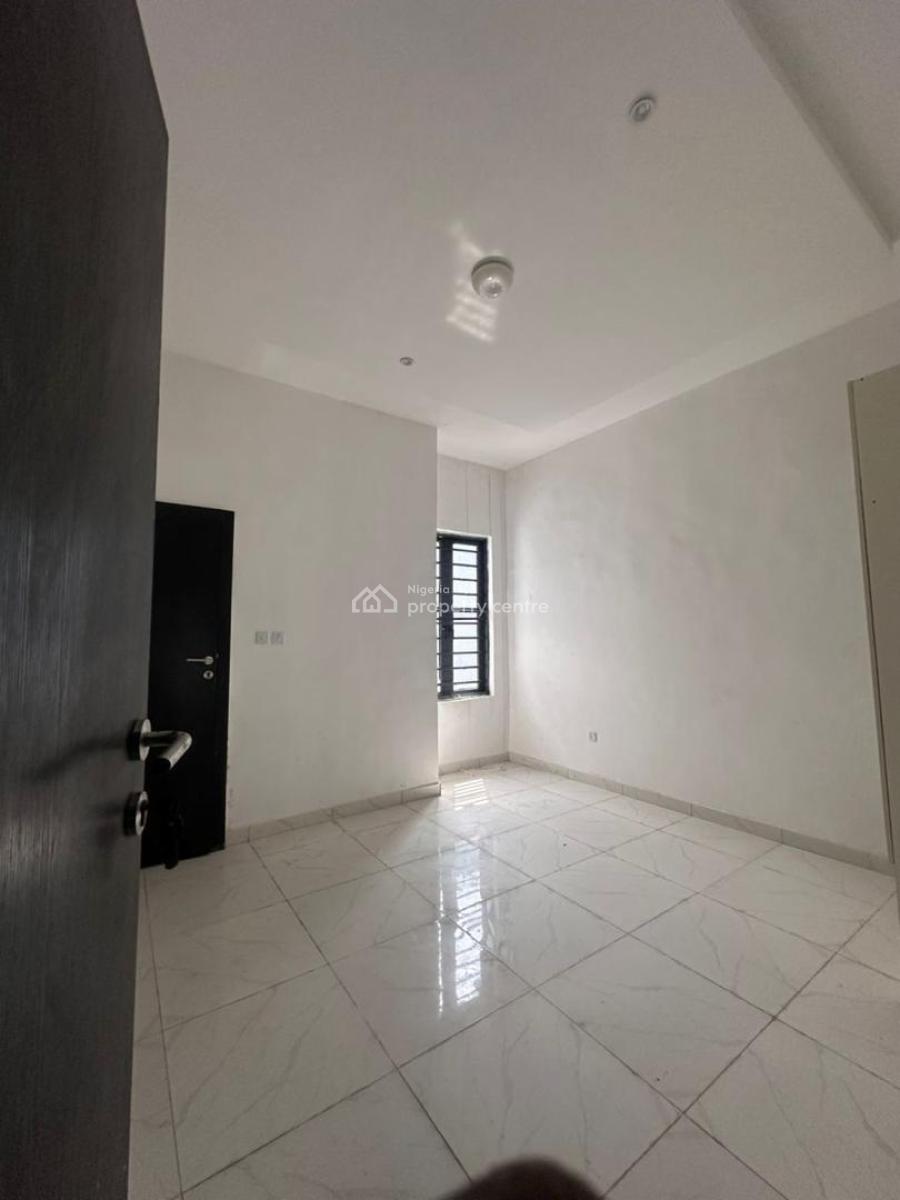 4 Bedroom Terrace Duplex, New Road, Lekki, Lagos, Terraced Duplex for Sale