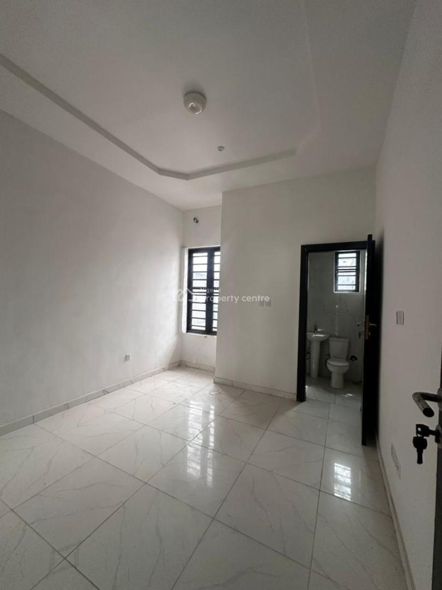 4 Bedroom Terrace Duplex, New Road, Lekki, Lagos, Terraced Duplex for Sale